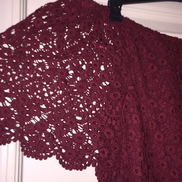 Burgundy off the shoulder top - Picture 2 of 4